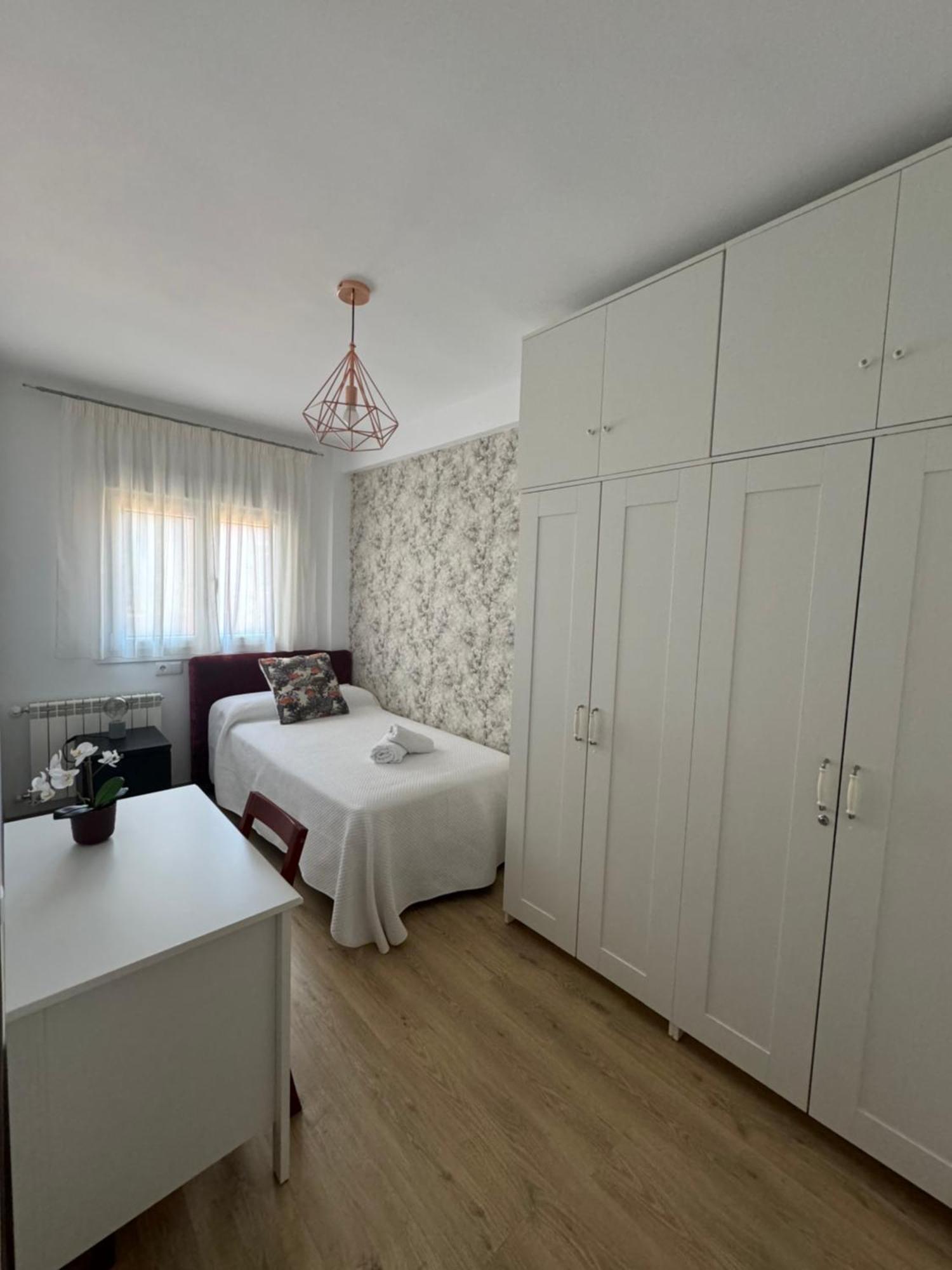 Alcala Luxury Piso De 80M Con 3 Habitaciones 2 Banos Y Terraza Алькала-де-Енарес Екстер'єр фото